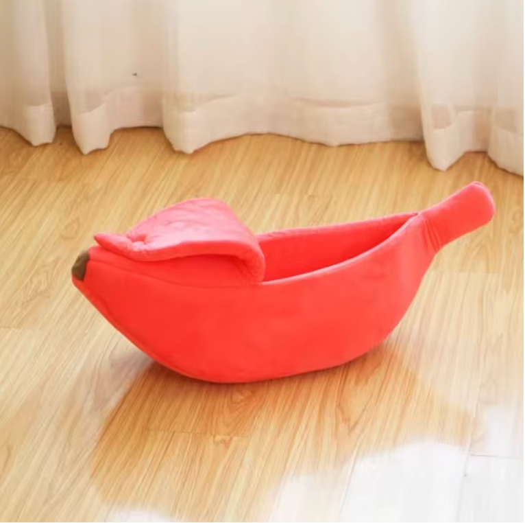 Banana Shape Warm Cat / Dog Bed | BUY ONE GET ONE 50% OFF